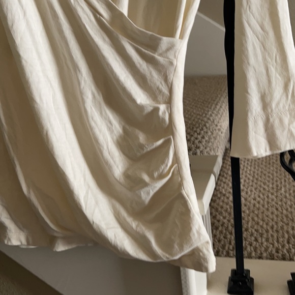 Lilla P long-sleeve (3/4 sleeve) faux wrap top. - Picture 6 of 7